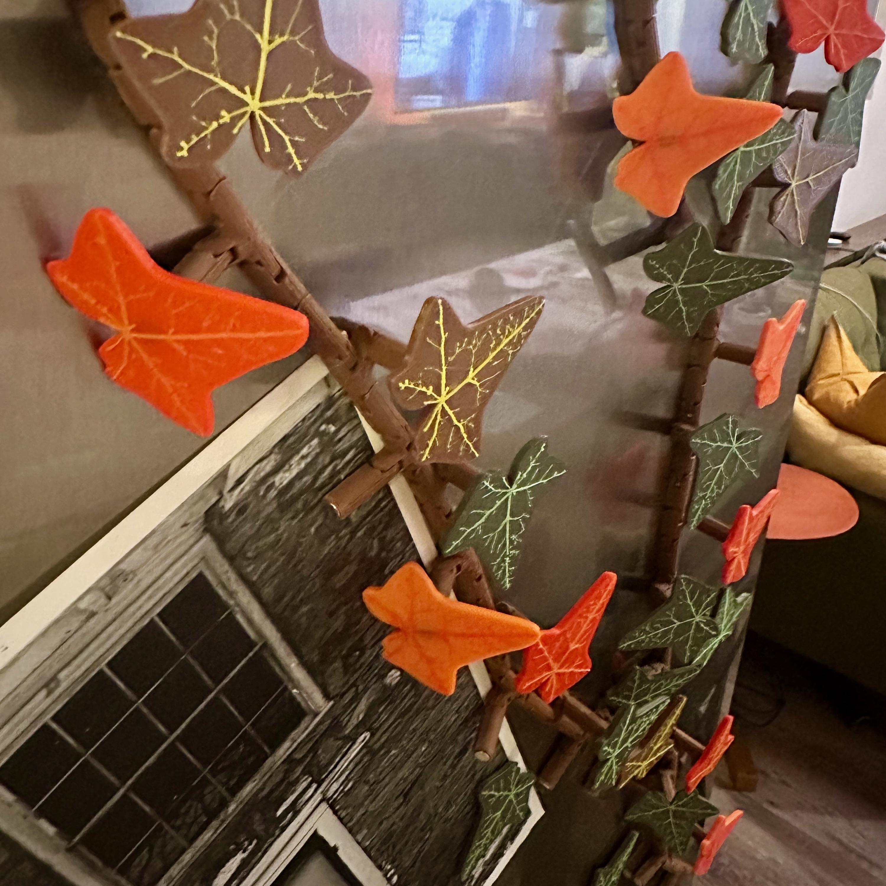 Fridge Ivy: Magnetic Vine Décor